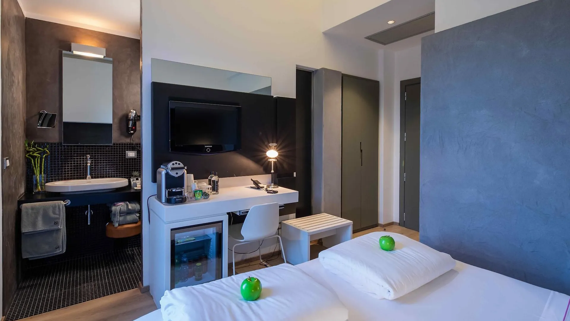 Una Hotels One Siracusa Syracuse 4*,  Italy
